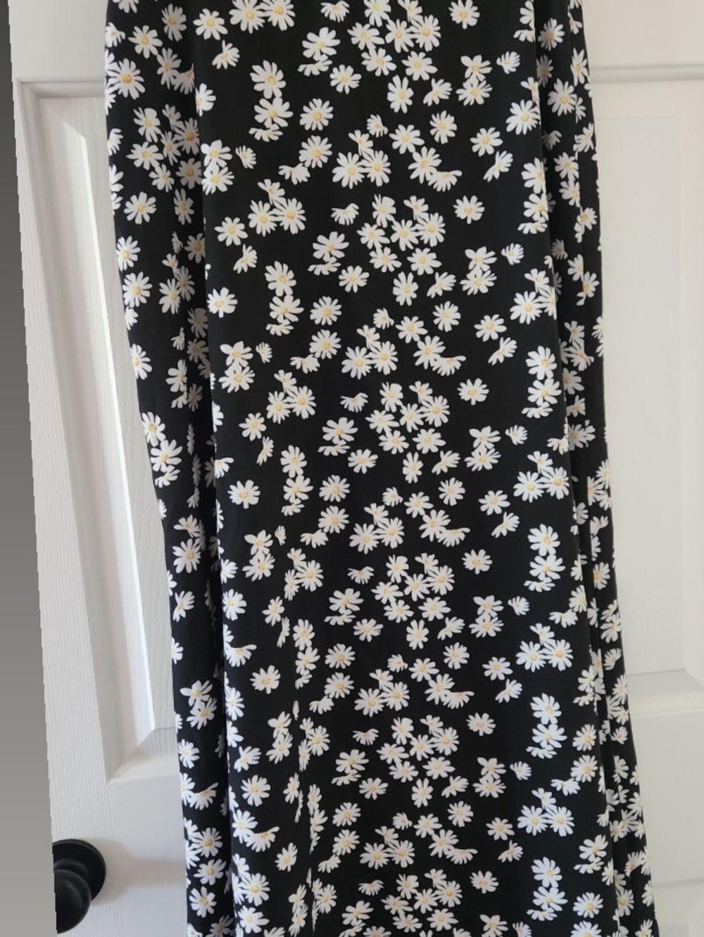 SHEIN Black Maxi Skirt with White Daisy Print